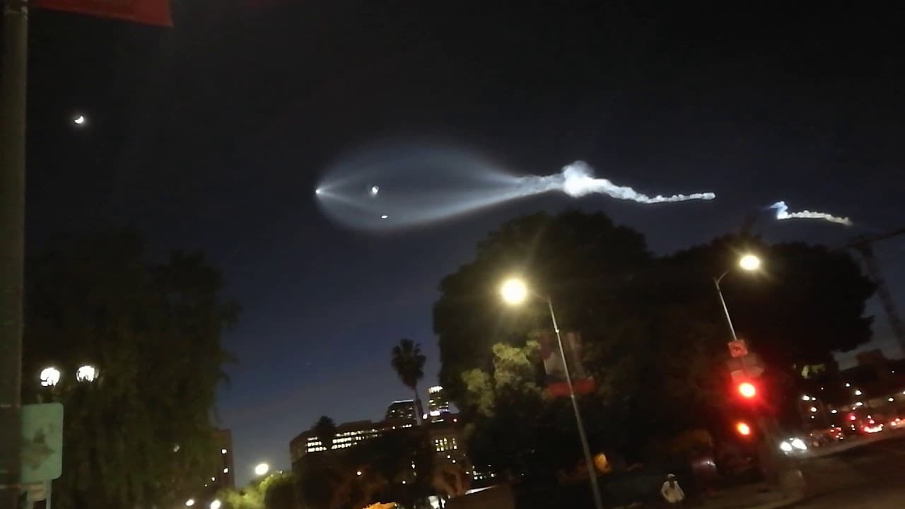 Hypersonic missile test over Los Angeles 12/22/17